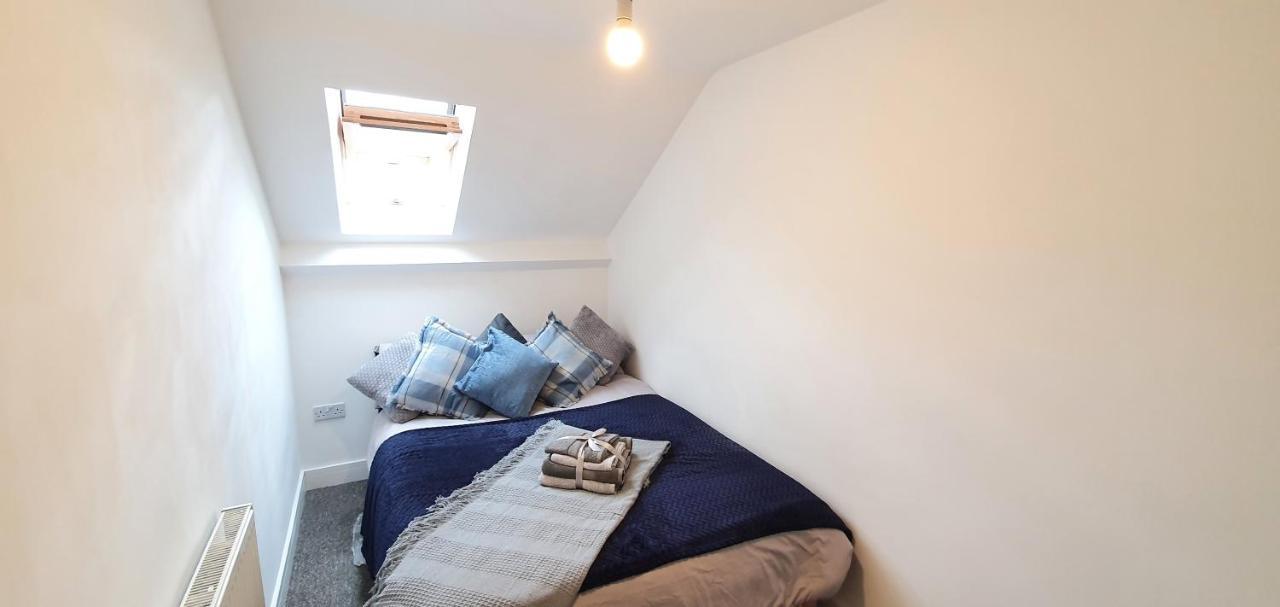 Trendy, Modern Garden Posh Peckham Apartment ลอนดอน ภายนอก รูปภาพ